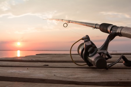 Fishing Walleye in Rivers vs. Lakes: Techniques and Location Strategies
